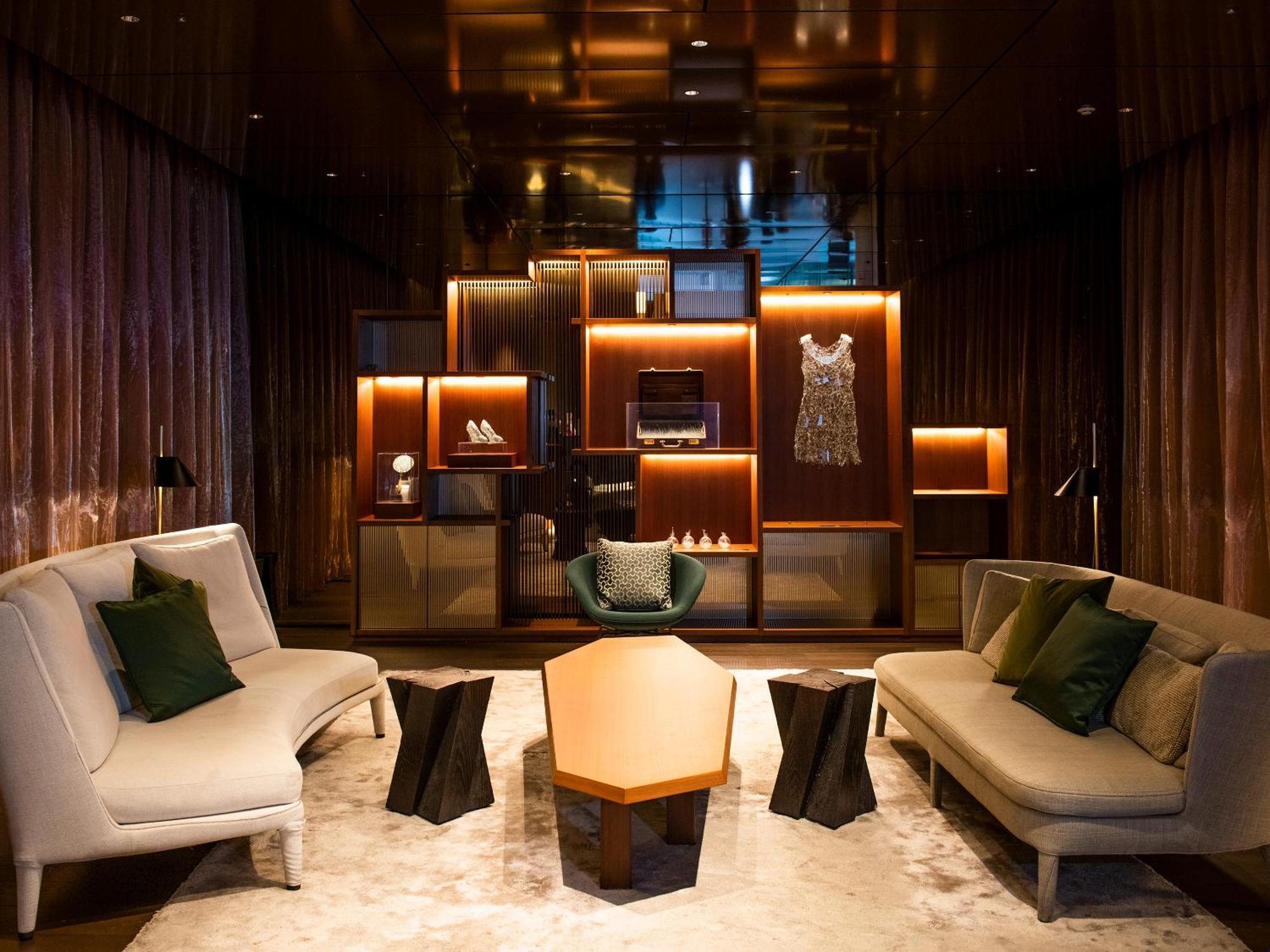 Mitsui Garden Hotel Roppongi Tokyo Premier Екстер'єр фото The interior of the lounge